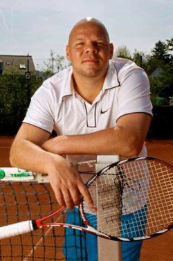 tennis Reto Schmidli